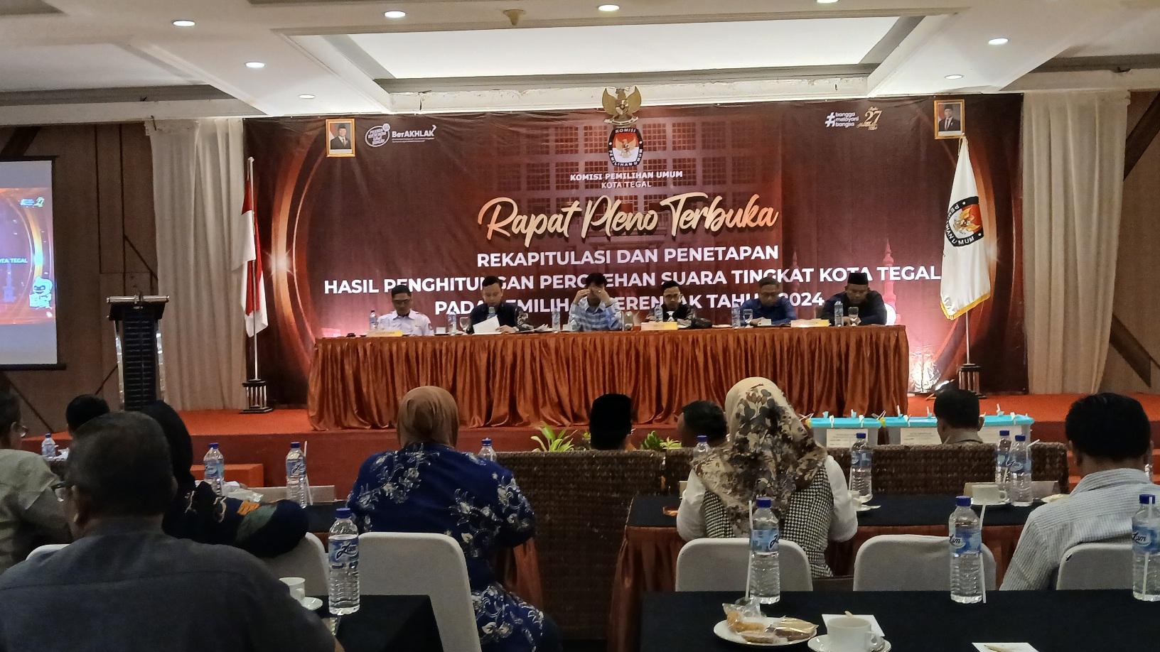 rapat-pleno-rekapitulasimsuara-Pilwakot-Tegal.jpg