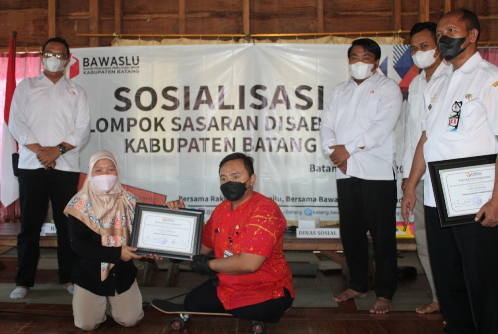 Wujudkan Pemilu Berkeadilan, Bawaslu Batang Rangkul Kaum Disabilitas