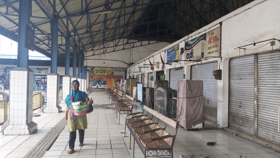 Jerit Pedagang di Terminal Tegal di Balik Larangan Mudik Lebaran: Toko Tutup, Bisa Makan Saja Susah