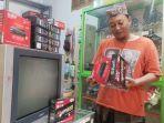 Abdul-Aziz-Penjual-STB-di-Jalan-Pangeran-Puger.jpg