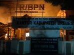 Kebakaran-kantor-BPN-Brebes.jpg