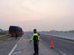 Kondisi-fisik-jalan-di-sekitar-area-TKP-kecelakaan-yang-menewaskan-Pebulu.jpg
