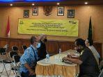 Perwakilan-sekolah-yang-menunggak-kewajiban-membayar-iuran-par.jpg