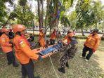 Pontensi-SAR-di-Pekalongan-menggelar-latihan-mengenai-pertolong.jpg