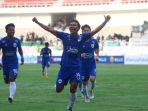 Winger-PSIS-Semarang-Riyan-Ardiansyah-melakukan-selebrasi.jpg