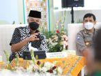 gubernur-jateng-ganjar-pranowo-berbicara-pada-acara-fgd-iv-forum-silaturah.jpg