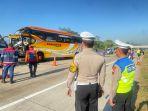 kecelakaan-beruntun-di-Tol-Pemalang-Batang.jpg