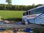 kecelakaan-bus-pahala-kencana.jpg