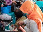 pemberian-vaksin-covid-19-di-rsud-kardinah-kota-tegal-senin-2512021.jpg