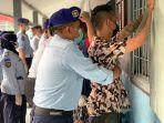 Rutan Demak Geledah Blok Hunian Warga Binaan, Ini Hasilnya