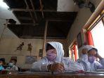 sdn-2-klaling-atap-kelas-nyaris-ambrol-1.jpg