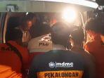 tim-sar-evakuasi-korban-tenggelam-sungai-welo.jpg