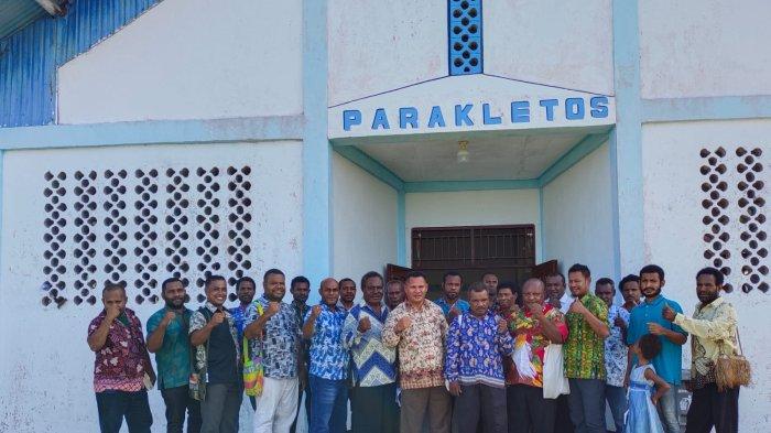 Syukuran HUT ke-8, Kemenag Sarmi Bersama PKB Diaspora Kunjungi Jemaat Parakletos Pulau Liki