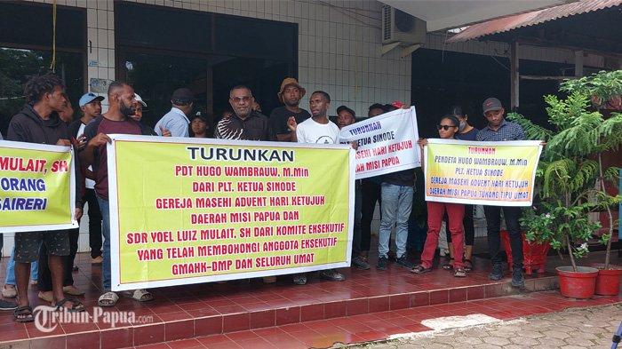 Didemo Jemaat, Ketua Sinode Gereja Adven Papua Diduga Palsukan Rekomendasi Nama Calon MRP