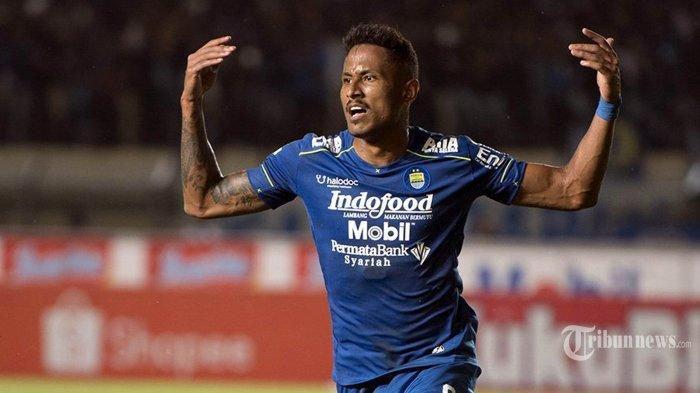 SEDANG BERLANGSUNG, Wander Luiz Buka Keunggulan Persib Atas Persipura Jayapura