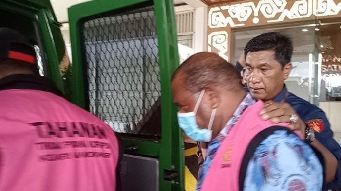 Jadi Tersangka Korupsi Tiang Pancang Rp4 Miliar, Kadishub Papua Barat Ngaku Belum Siap Ditahan