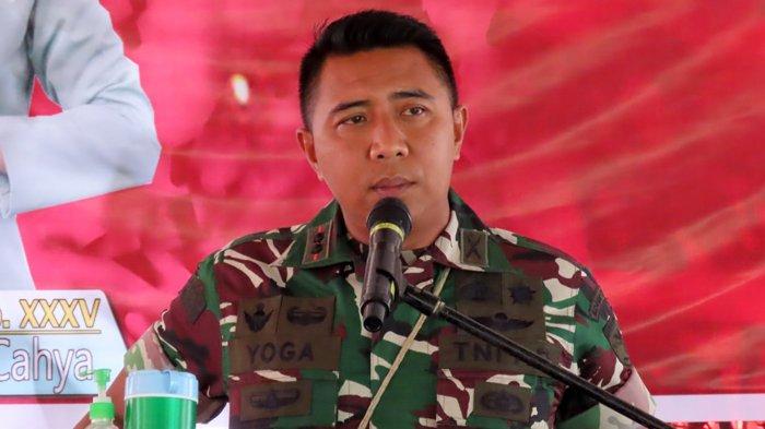 Erining oldida xotinni sikish