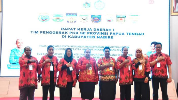 Ketua PKK Puncak Jaya Ursula Wonda Prioritaskan Edukasi, Kesehatan, dan UMKM Perempuan di Rakerda