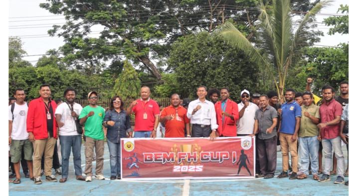 Fakultas Hukum Uncen Jayapura Gelar Turnamen BEM CUP I 2025, Dekan Apresiasi Semangat Mahasiswa