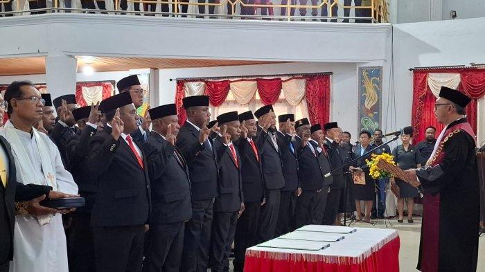 31 Anggota DPRK Kepulauan Yapen Resmi Dilantik, Berikut Nama Lengkapnya