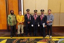 Tiga Anak Papua Penerima Beasiswa YPMAK Lulusan API Banyuwangi Jadi Pilot