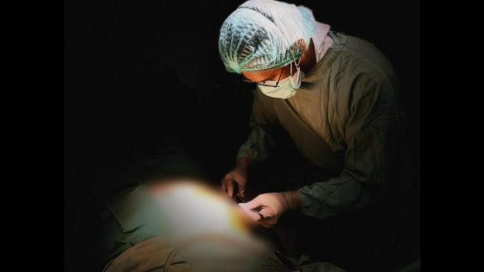 BEASISWA YPMAK - dr. Christanto Beanal, penerima beasiswa PTFI melalui YPMAK menyelesaikan studi kedokteran di Unika Atmajaya. Saat ini ia tengah menempuh pendidikan S2 Manajemen Rumah Sakit di Universitas Pelita Harapan (UPH), Tangerang, Banten.