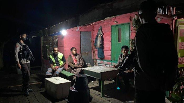 Patroli Motor Sambangi Warga Merauke, Dorong Poskamling Diaktifkan Rutin