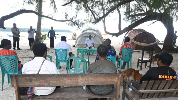 Bupati Biak Numfor Tinjau Pelayanan Publik di Kepulauan Terluar