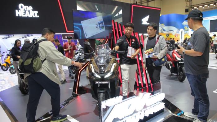 Honda ADV160 Jadi Primadona di IMOS 2025