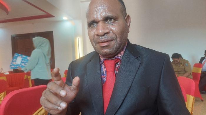 DPR Papua Pegunungan Sarankan Aparat Tidak Cari Pelaku Pembakaran di Yalimo