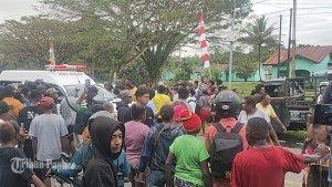 03082023-blokade_jalan_di_timika.jpg
