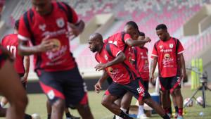 A-2-Kapten-Persipura-Jayapura-B.jpg