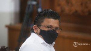 Ferdy-Sambo-jalani-sidang-di-ruang-sidang-PN-Jakarta-Selatan-Jakarta-Senin-1322023.jpg
