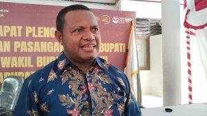 LENO-PILKADA-Calon-Wakil-Bupati-Jayapura-terpilih.jpg