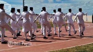 Momen-pada-saat-sepatu-milik-Paskibraka-Papua-Sel.jpg