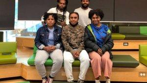 Para-Mahasiswa-Papua-di-Australia.jpg