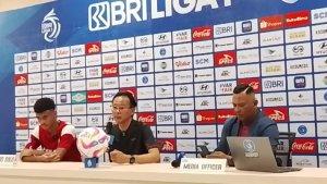 Pelatih-Persis-Solo-Ong-Kim-Swee.jpg