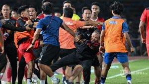 Ricuh-di-laga-indonesia-vs-thailand.jpg