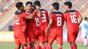 Selebrasi-para-pemain-Timnas-U22-Indonesia-merayakan-gol-Marselino-Ferdinan.jpg