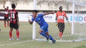 Striker-asing-PSBS-Biak-asal-Brsail-Alex-Ferreira-sele.jpg