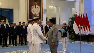 TIK-Presiden-Prabowo-Subianto-melantik-Gubernur-Mathius-D.jpg