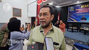 Wakil-Ketua-DPD-RI-Yoris-Raweyaisdf.jpg
