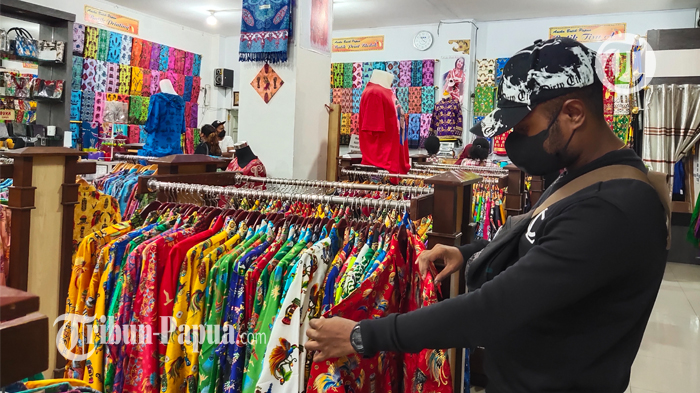 Generasi Muda Papua di Kota Jayapura Semakin Cinta Batik