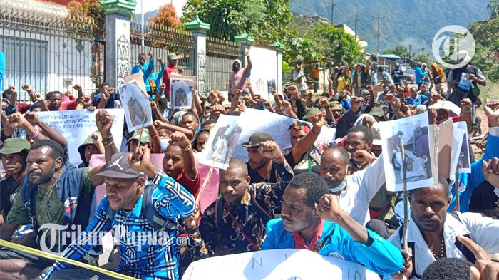 04102022-Demo_Mutilasi_di_Jayapura-3.jpg