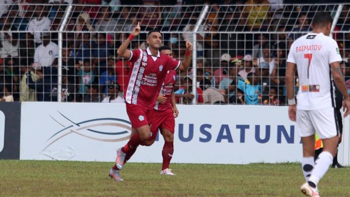 BABAK PERTAMA: Dutra dan Beto Bawa PSBS Biak Unggul atas Persipura