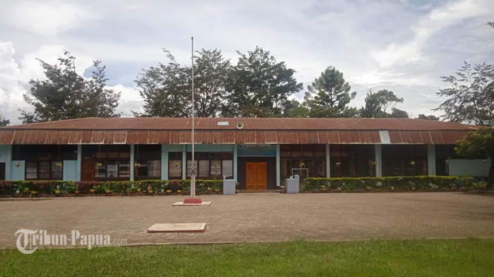 24022023-sma_negeri_1_wamena.jpg