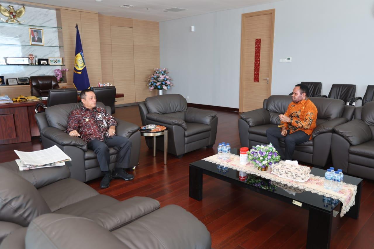 DIENSI-Kepala-Badan-Kepegawaian-Daerah-BKD-Provinsi.jpg