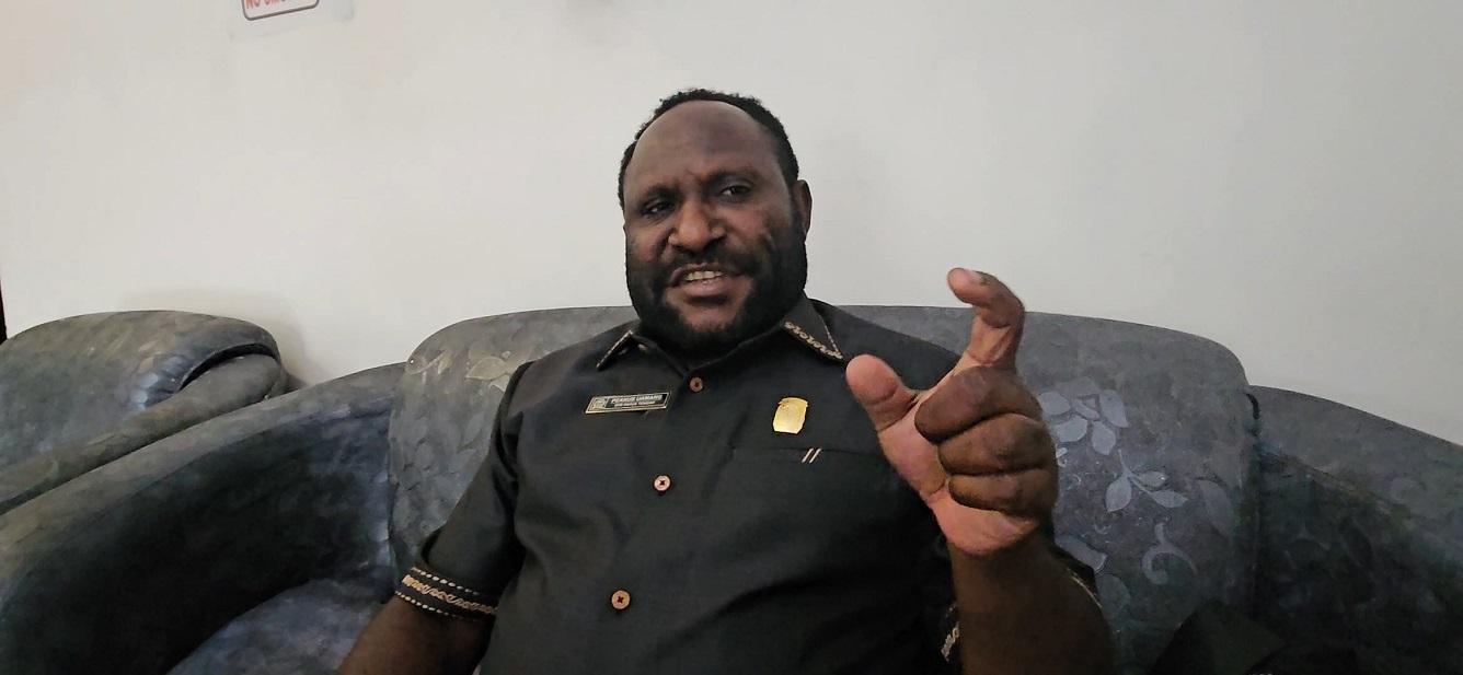 Dalam Rapat Dengar Pendapat dengan DPRK Mimika, Pemuda Mimika Bersatu Sampaikan 13 Tuntutan Kritis