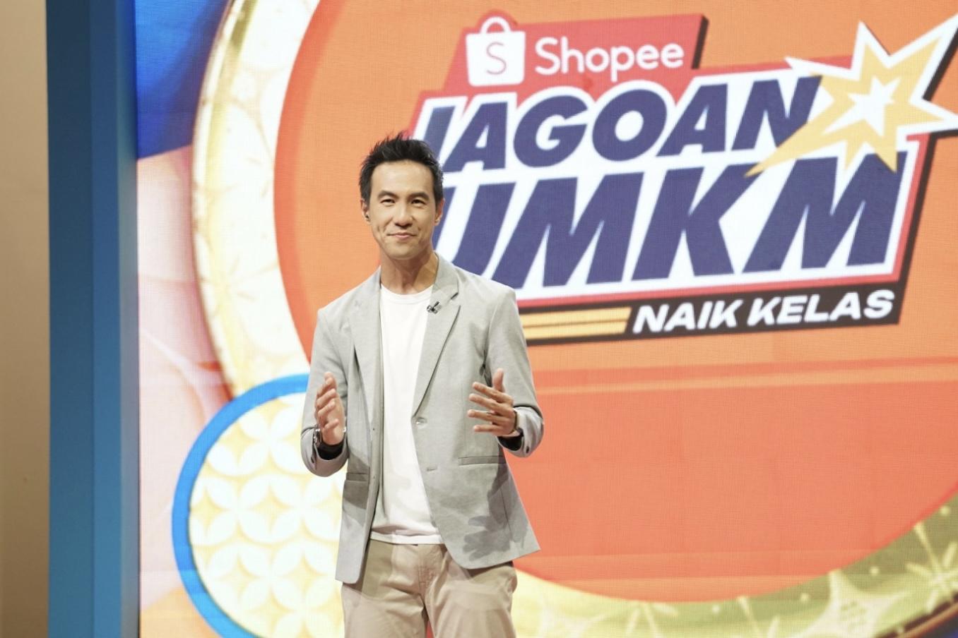 FINALIS-JAGOAN-UMKM-Para-finalis-Shopee-Jagoan-UMKM-Naik-Kelas-tampil-di-panggung.jpg