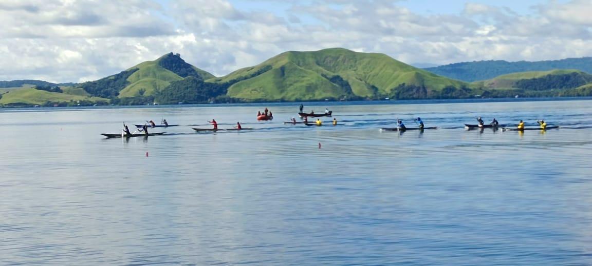 Festival-Dayung-di-Danau-Sentani.jpg